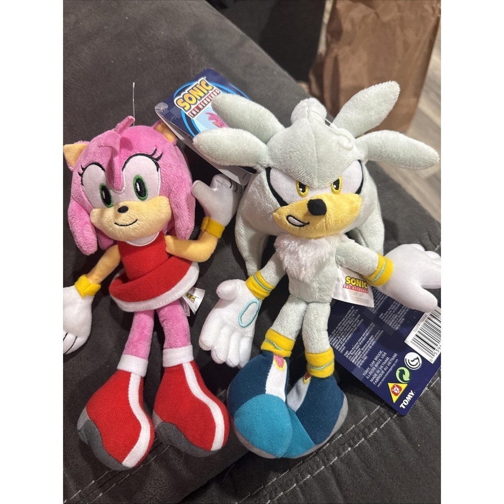 TOMY Sonic The‎ Hedgehog - Silver & Amy Rose Plush 8" RARE NWT
